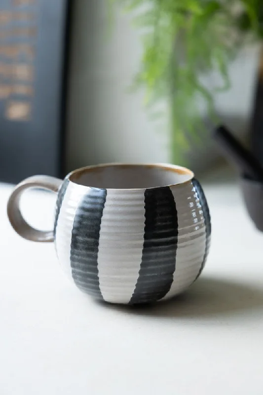 Black & White Stripe Cuddle Mug