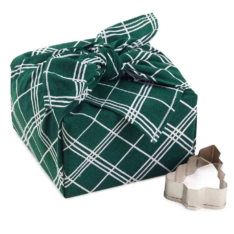 Hallmark : 26" Plaid Fabric Christmas Gift Wrap With Tree Cookie Cutter Tie