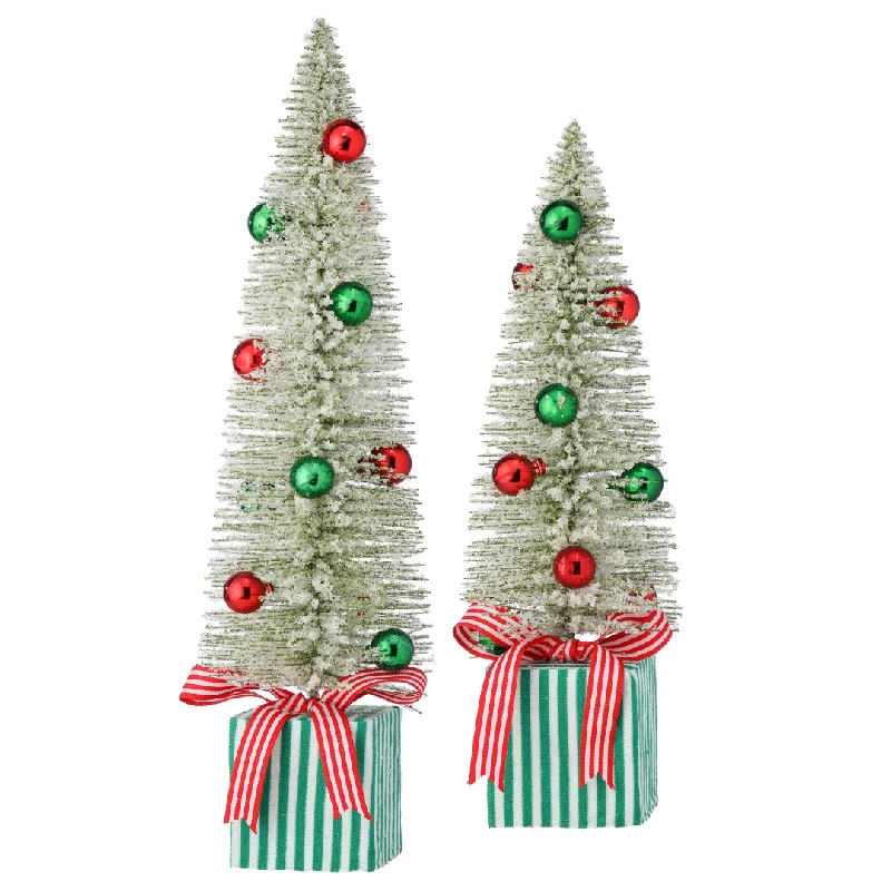 Bottle Brush Trees on Gift Boxes