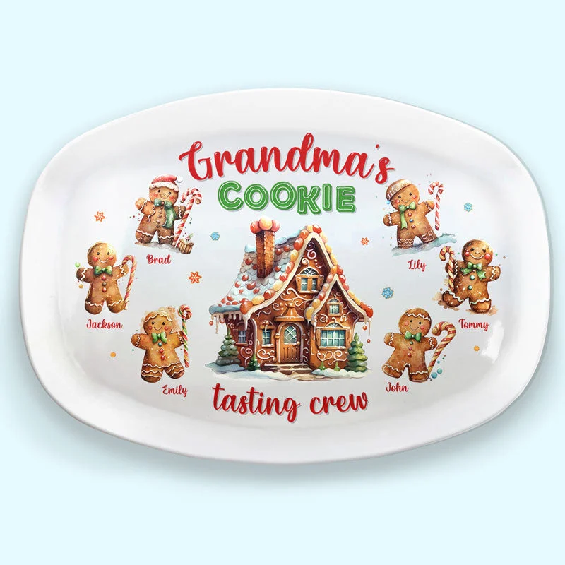 Grandma Never Runs Out Of Hugs Or Cookies - Family Personalized Custom Platter - Christmas Gift For Grandma